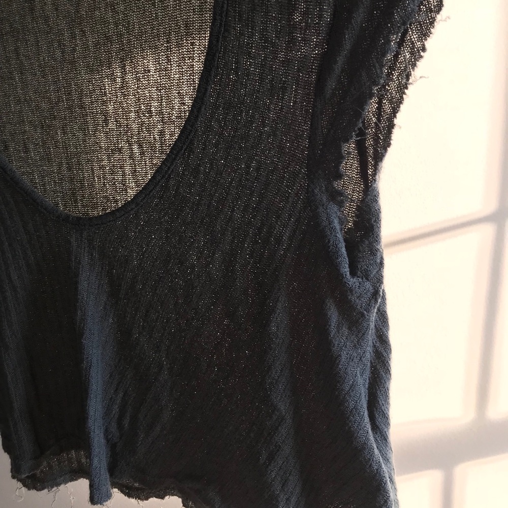 URBAN OUTFITTERS Green Distressed Crop Top Sz MED - Picture 4 of 5